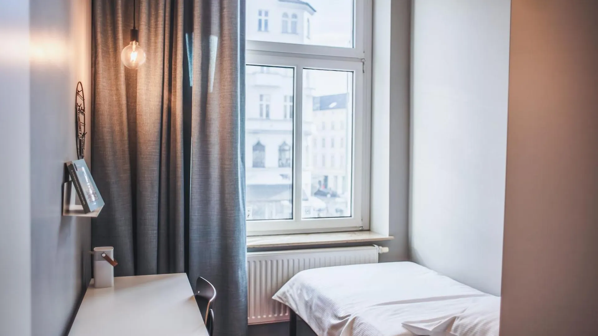 The Circus Hostel Berlín 0*,