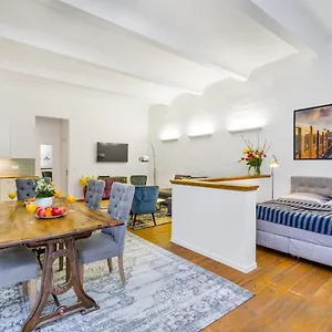 The Melchior, Luxury Industry Loft In Mitte Up To 5 Ppl With 2 Bath Apartment